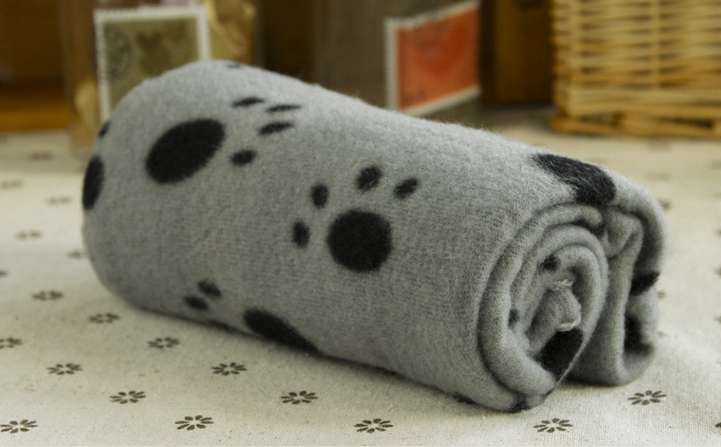 Dog Fleece Blanket Cat Litter Mat Puppy Soft Sleep Mat Lovely Mattress Cushion for Small Large Dogs Pet Supplie - One Red Hill