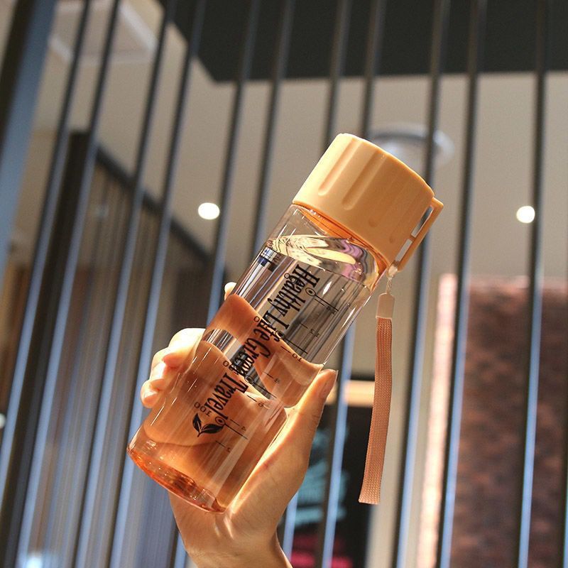 Simple plastic cup with plastic cups - One Red Hill