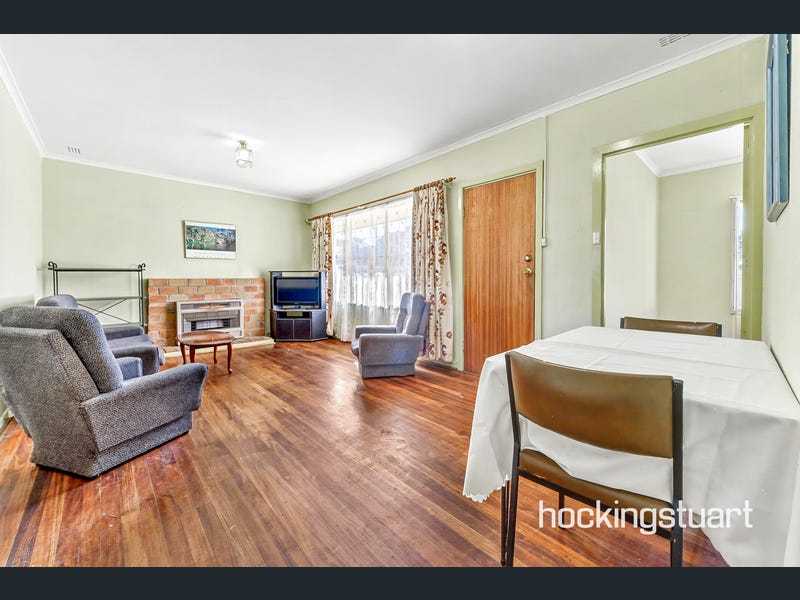 House for sale in Dandenong area ( Doveton ) 3177 $598,000 - $657,000
