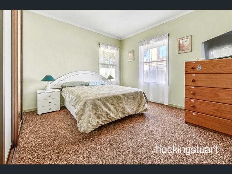House for sale in Dandenong area ( Doveton ) 3177 $598,000 - $657,000