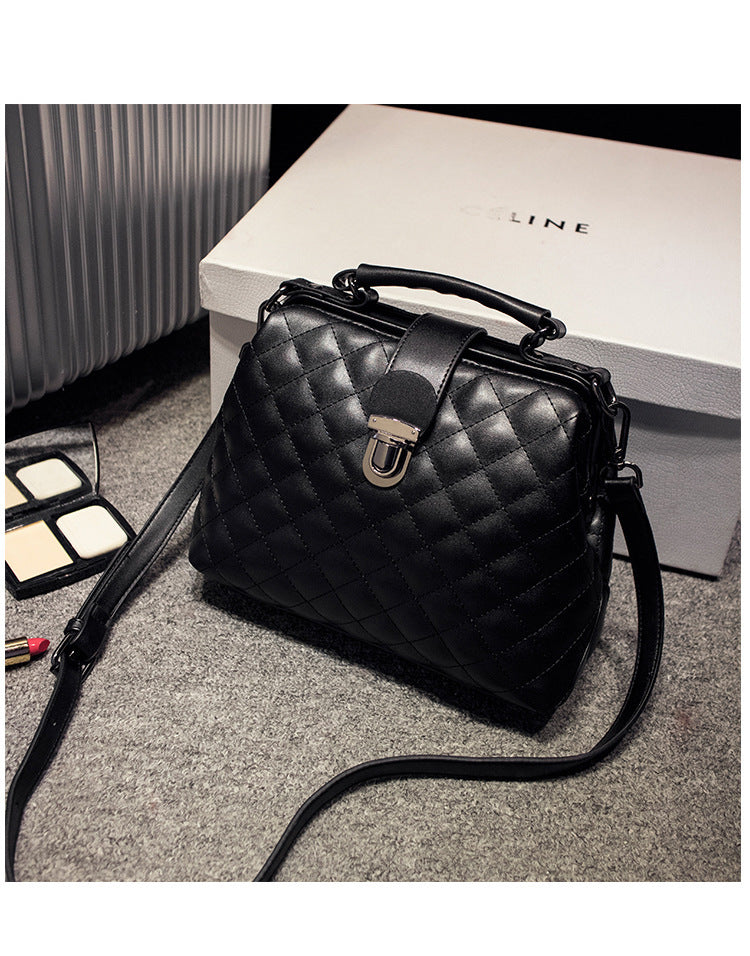 Leather bags 2021 new summer Lingge leather retro Doctor Bag Fashion Shoulder Bag hand - One Red Hill