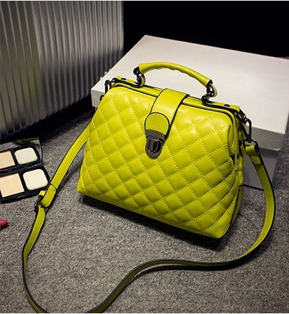 Leather bags 2021 new summer Lingge leather retro Doctor Bag Fashion Shoulder Bag hand - One Red Hill