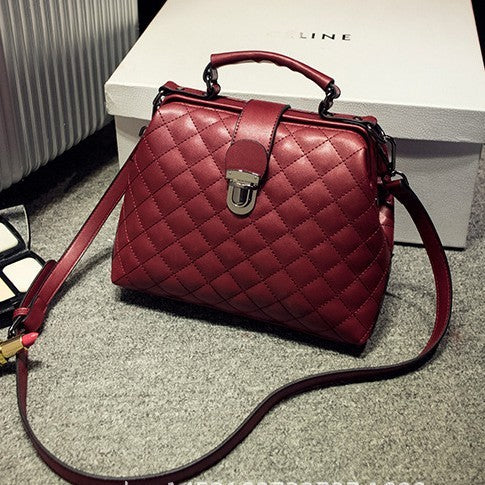 Leather bags 2021 new summer Lingge leather retro Doctor Bag Fashion Shoulder Bag hand - One Red Hill