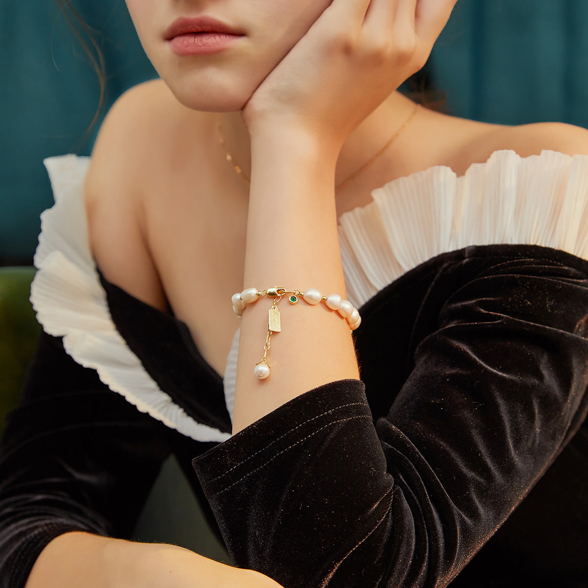 Natural Zircon Pearl Bracelet Luxury Jewelry - One Red Hill