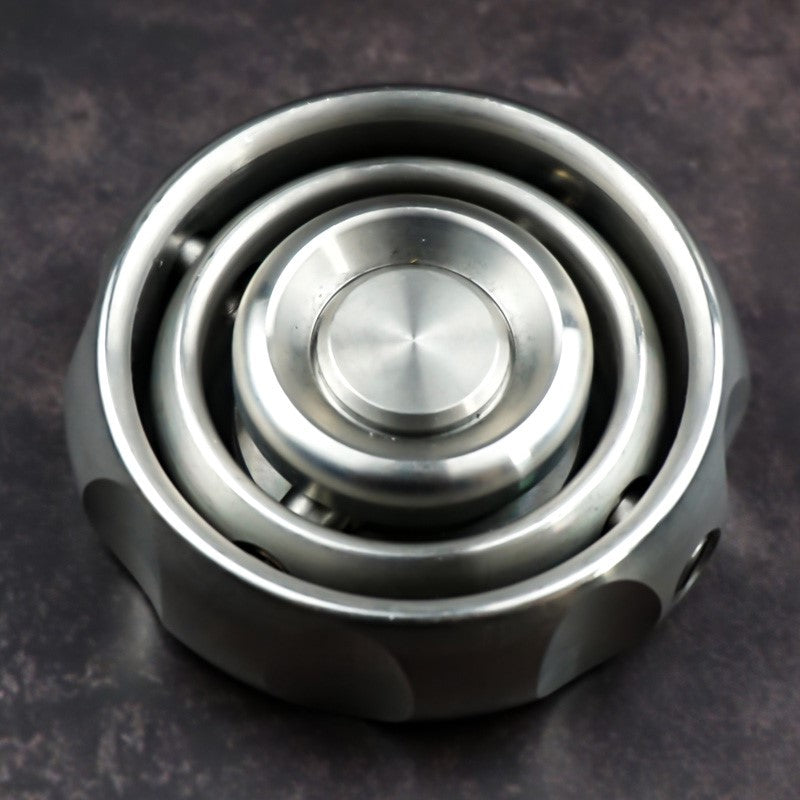 Decompression toy fingertip top - One Red Hill