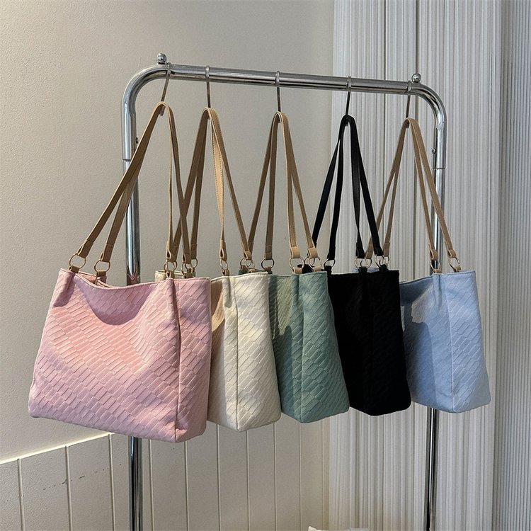 Casual Large Capacity Shoulder Bags Women Fashion Shopping Handbag - One Red Hill