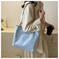 Casual Large Capacity Shoulder Bags Women Fashion Shopping Handbag - One Red Hill