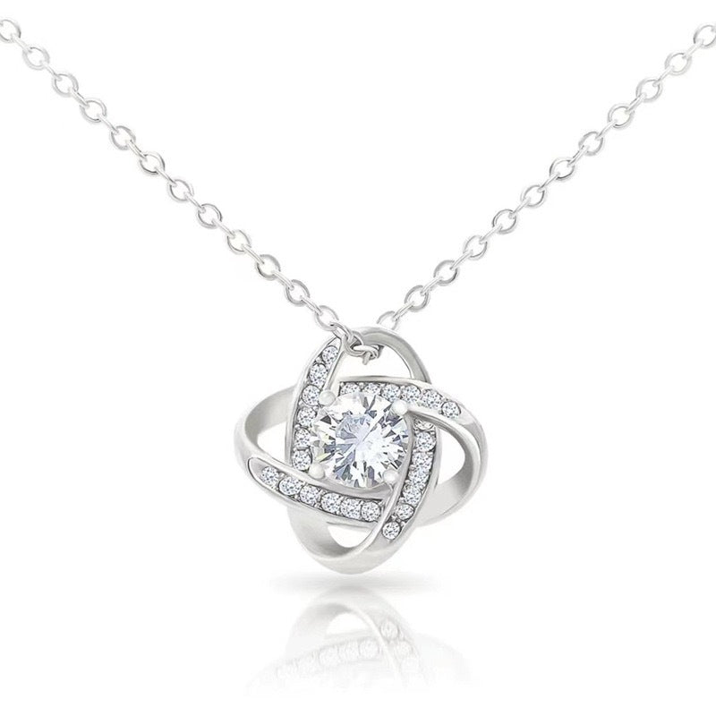 Fashion Hollowed Out Light Luxury Necklace - One Red Hill