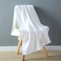 Five-star Hotel Bath Towels Are Soft And Absorbent - One Red Hill