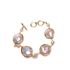Pearl bracelet - One Red Hill